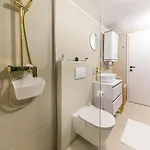 Apartment Lux 19 *