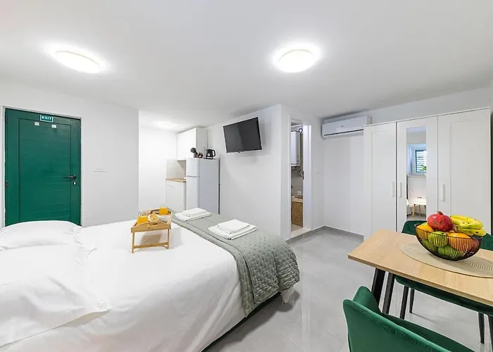 Lux 19 Apartamento *